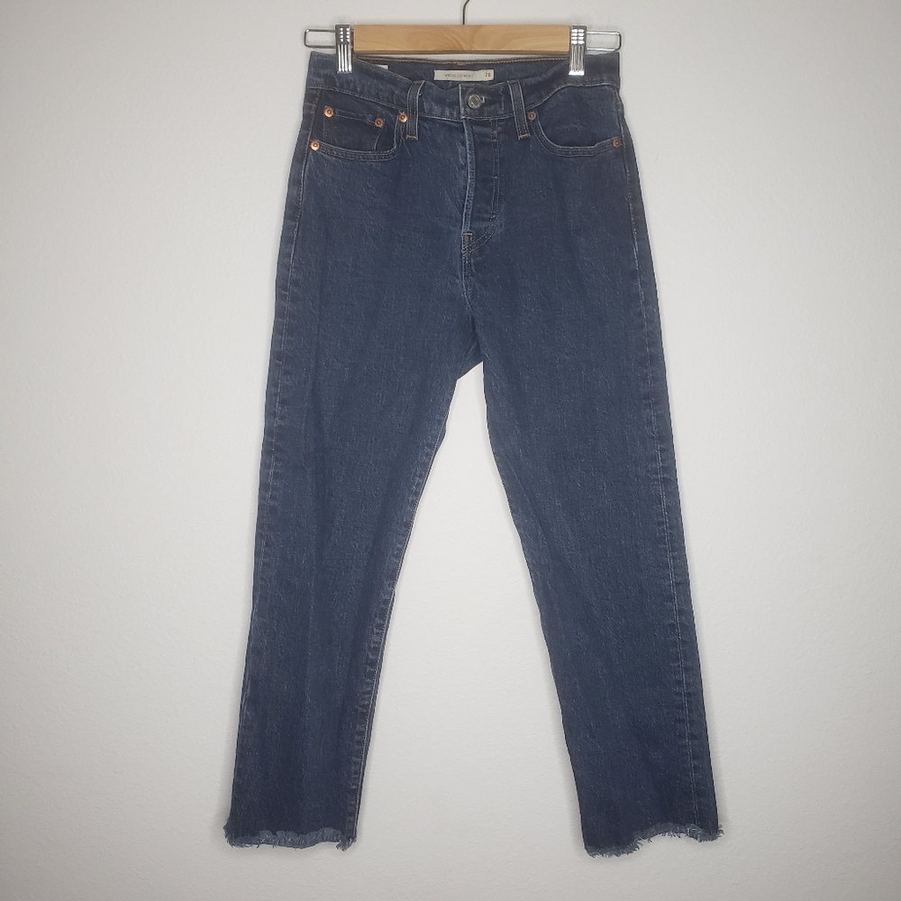Levi's Wedgie Fit Straight Leg Medium Blue Jeans - Picture 2 of 10